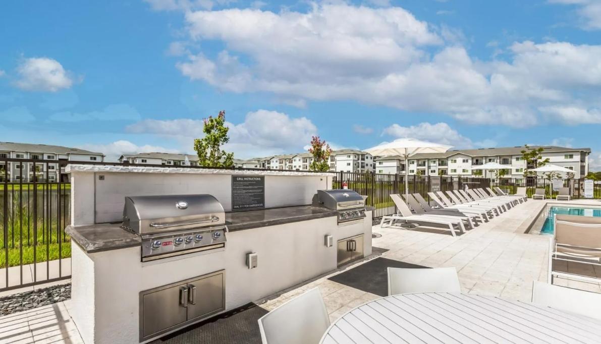 2B Balcony Lakeview-Fort Myers, Fl Apartment Exterior photo